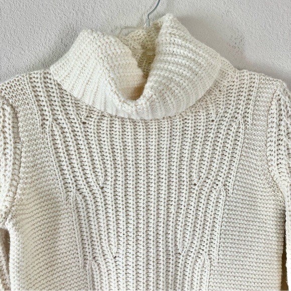 BANANA REPUBLIC Chunky Pullover Sweater Soft Wool Alpaca Cowl Fisherman Cream M - Picture 3 of 10